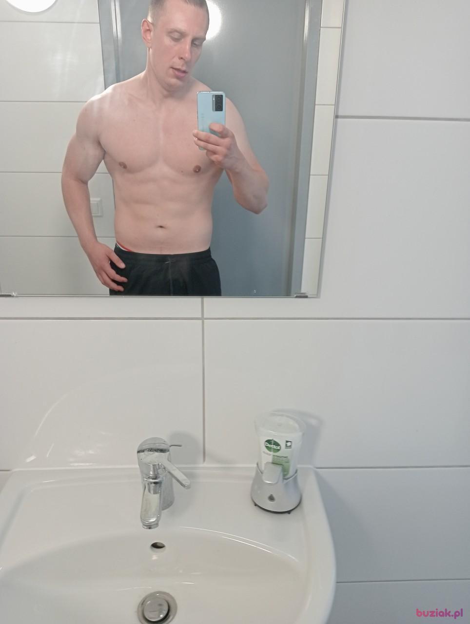 Adrian, Mężczyzna, 32, Tilburg, Holandia, Zdjęcie: 2