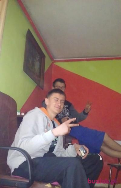 Adrian, Mężczyzna, 28, Ostrowiec Swiętokrzyski, Polska, Zdjęcie: 2