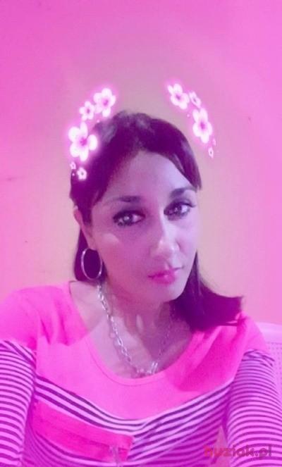 Agata Sarah, Kobieta, 48, Lake Geneva, USA, Zdjęcie: 2