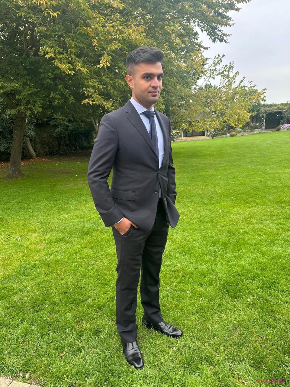 Mehraj, Mężczyzna, 29, Egham, Wielka Brytania, Zdjęcie: 1