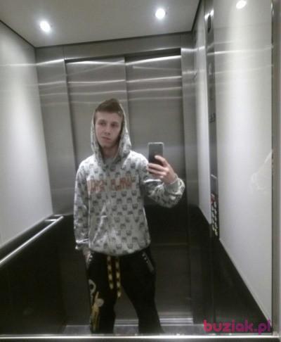 sebastian, Mężczyzna, 28, Poznań, Polska, Zdjęcie: 2