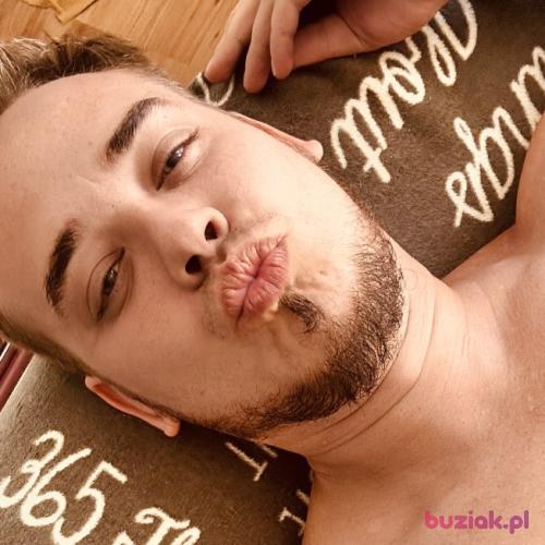 Kratosxyz, Male, 32 years, Essen