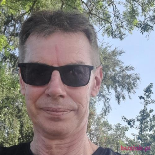 Robert222, Male, 59 years, Haga