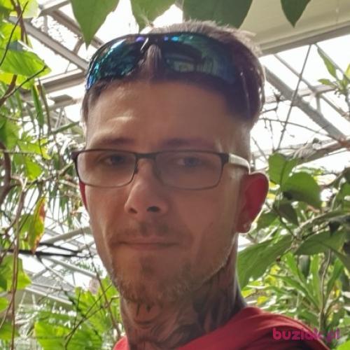 Christopher89, Male, 37 years, Fryzja