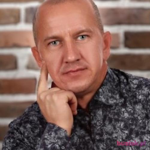 Qr9, Mężczyzna, 44 lata, Police