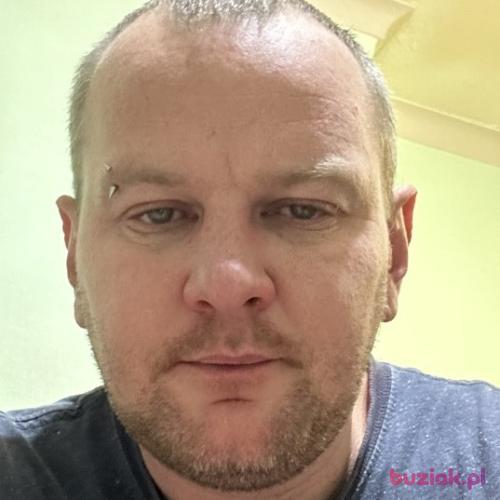 zbieram_buziaki, Mężczyzna, 42 lata, Broughton