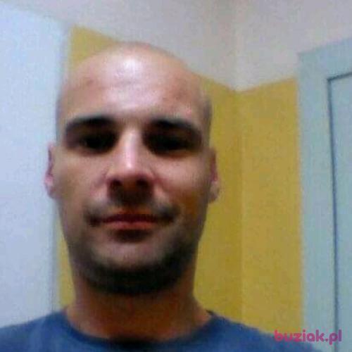 744, Male, 38 years, Katowice