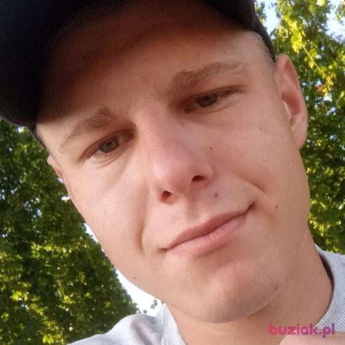 Kacperixxyz, Mężczyzna, 25 lat, Poniatowa