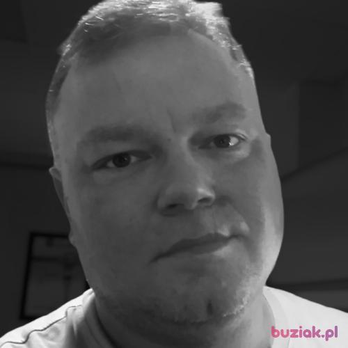 Normalnyfacet3, Male, 42 years, Haga