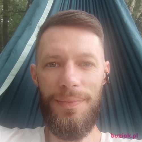 08081985, Male, 41 years, Poznań