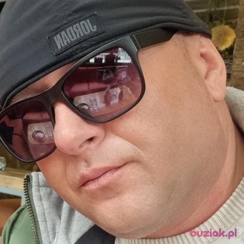 Aregar85, Male, 41 years, Manchester
