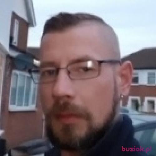 Pumbenas, Mężczyzna, 47 lat, Bedford