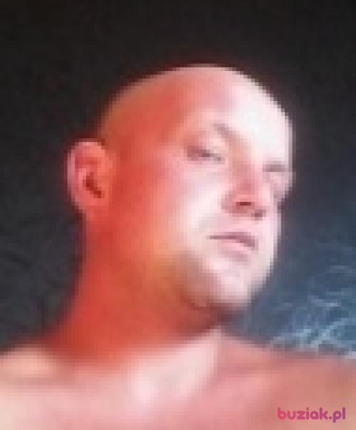 NazwiskoTomek, Male, 39 years, Łańcut