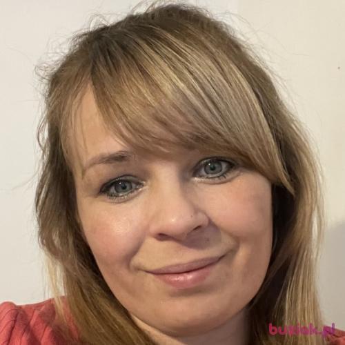 Szira123, Female, 47 years, Crawley