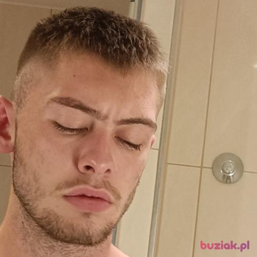 6869, Male, 23 years, Buk