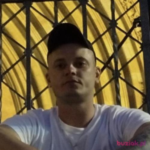 user12345, Male, 32 years, Trzebnica