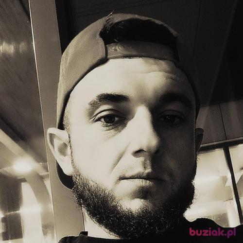 Adamuss_18, Male, 33 years, Berlin