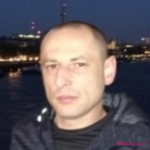 SCR82, Mężczyzna, 44 lata, London