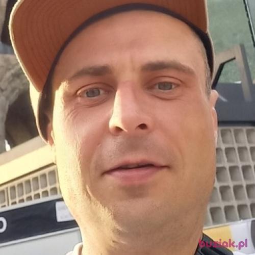 11041, Male, 41 years, Berlin