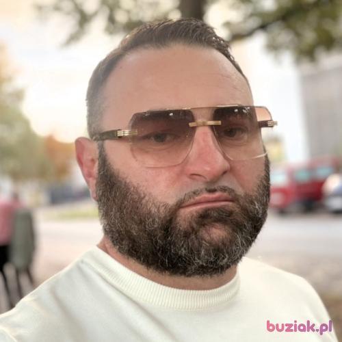 damianhalu, Male, 45 years, Hannover