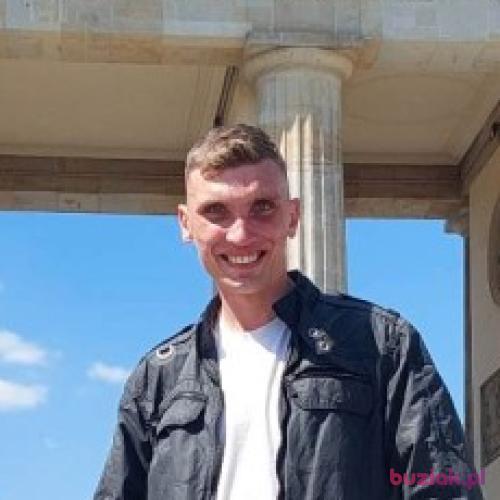 Kamil098mily, Mężczyzna, 28 lat, Warszawa