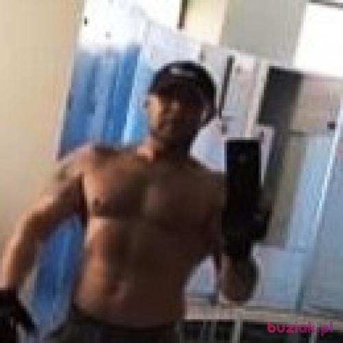 Roberthot9, Male, 44 years, Kraków