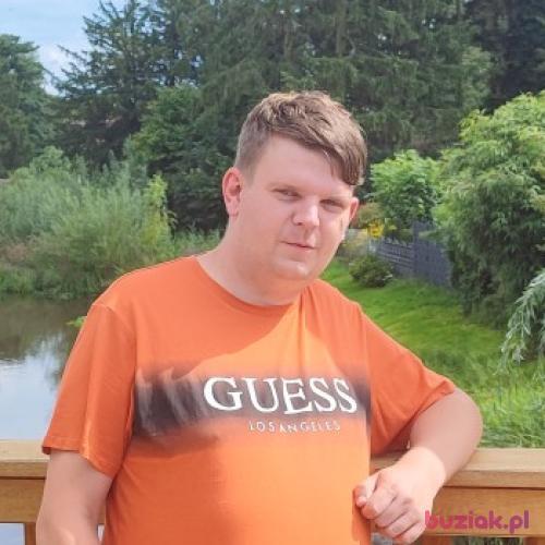 mis9512, Male, 30 years, Essen